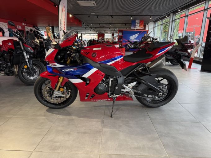 HONDA CBR1000RR FIREBLADE HRC ABS 4