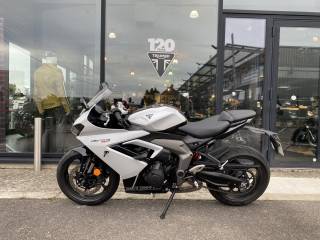 TRIUMPH 	DAYTONA 660 - 2025