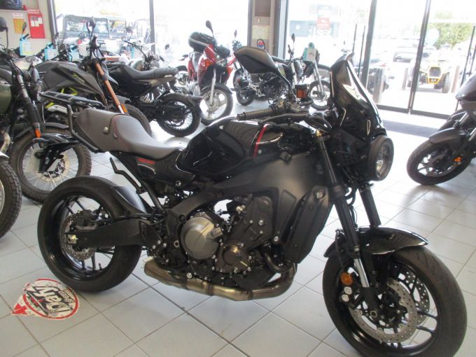 YAMAHA XSR 900 4