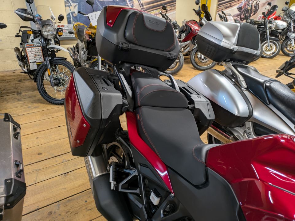 HONDA NT 1100 DCT 4