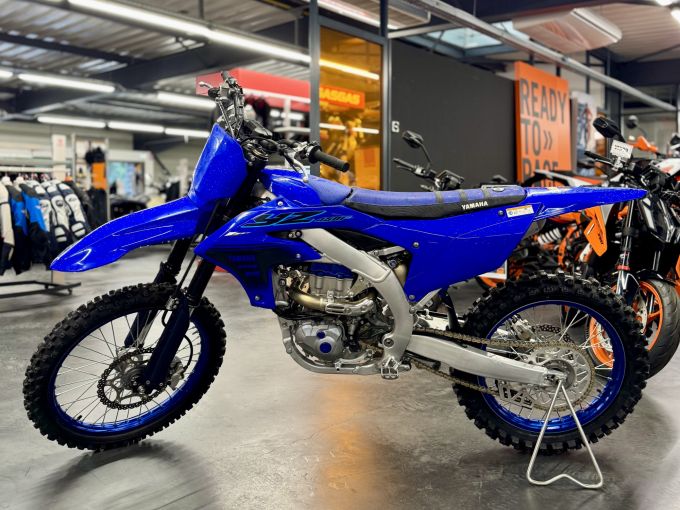 YAMAHA YZ450F 4