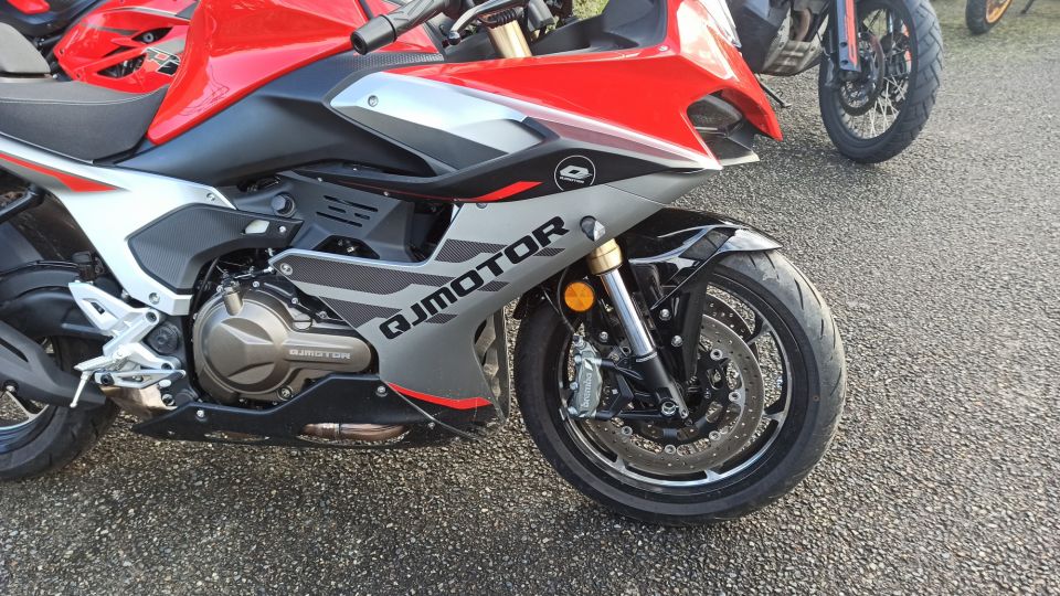 QJ MOTOR SRK 600 RS 4