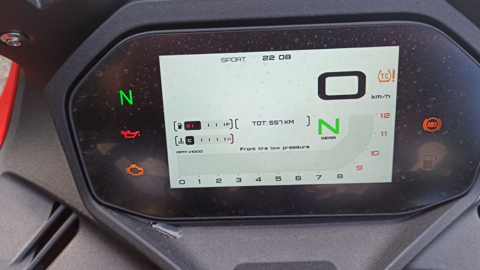 QJ MOTOR SRK 600 RS 4