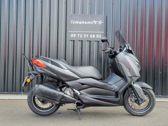 YAMAHA XMAX 300 4