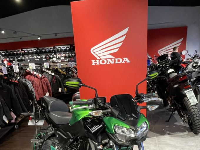 KAWASAKI Z650 - Z650 4
