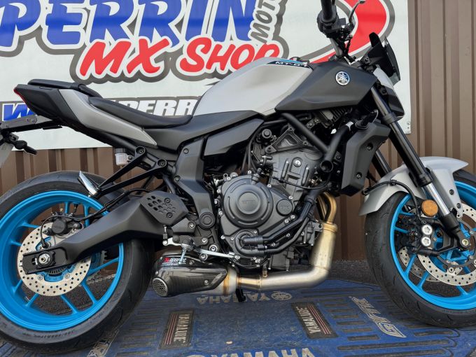YAMAHA MT-07 (47.5CV) 4