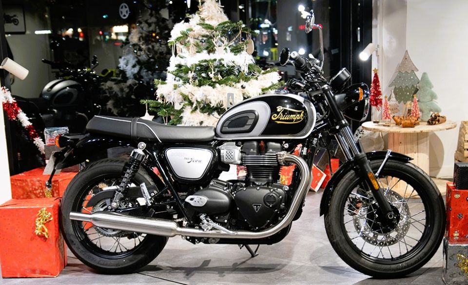TRIUMPH BONNEVILLE 865 T100 4