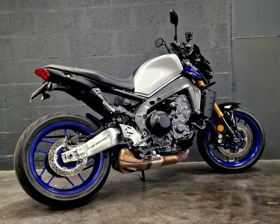 YAMAHA MT-09 SP 4