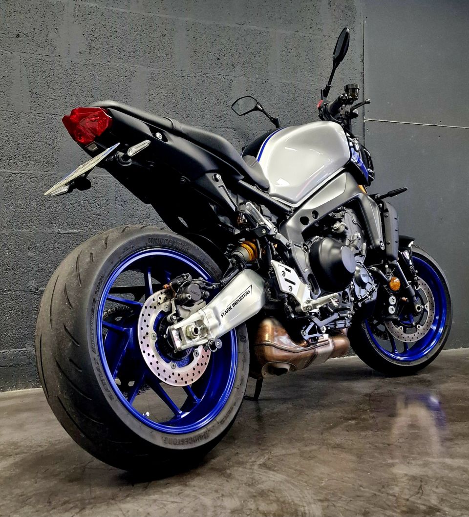 YAMAHA MT-09 SP 4