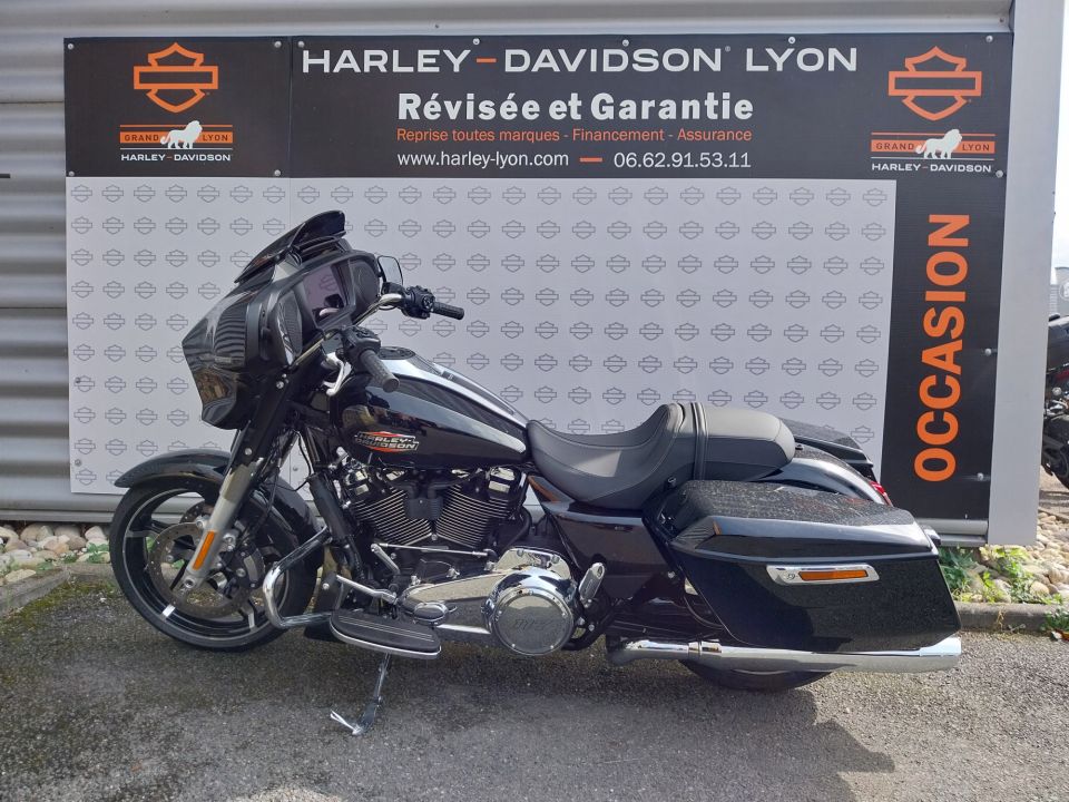 HARLEY-DAVIDSON TOURING STREET GLIDE 1923 4