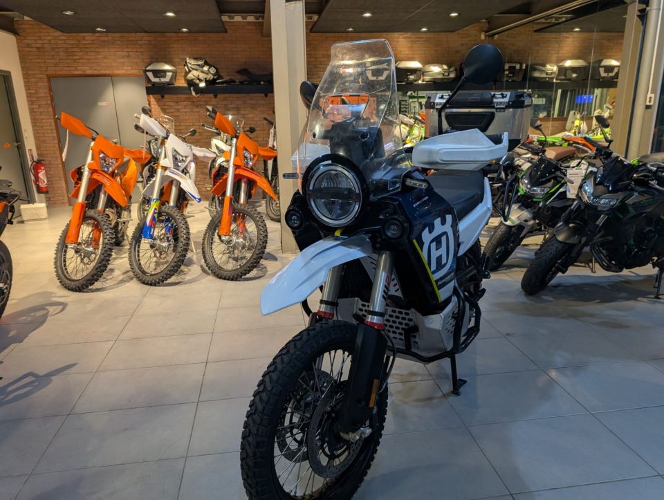 HUSQVARNA NORDEN 901 EXPEDITION 4