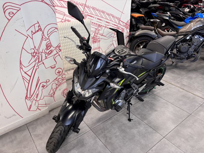 KAWASAKI Z 650 (47.5CV) 4