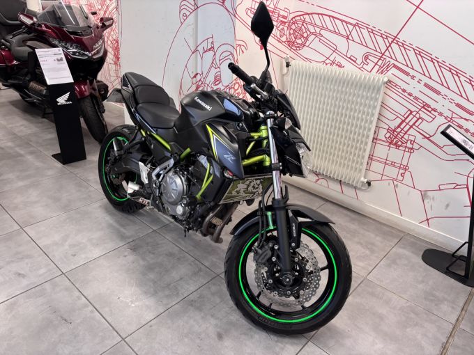 KAWASAKI Z 650 (47.5CV) 4