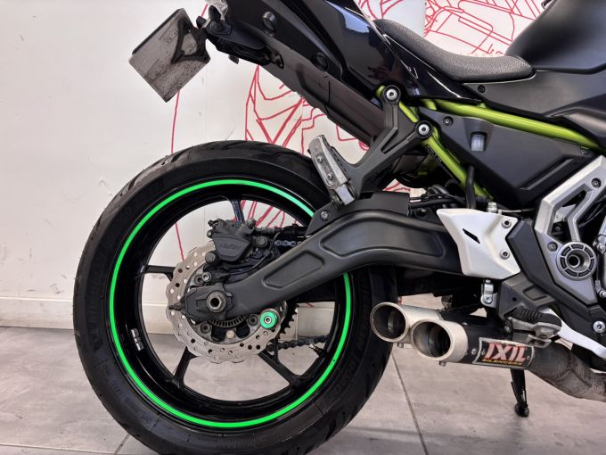 KAWASAKI Z 650 (47.5CV) 4