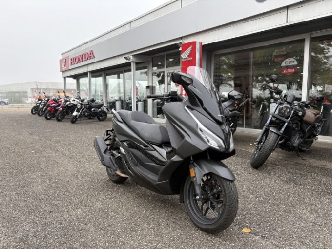 HONDA FORZA 125 4