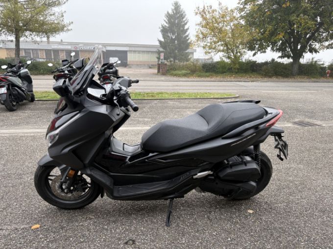 HONDA FORZA 125 4