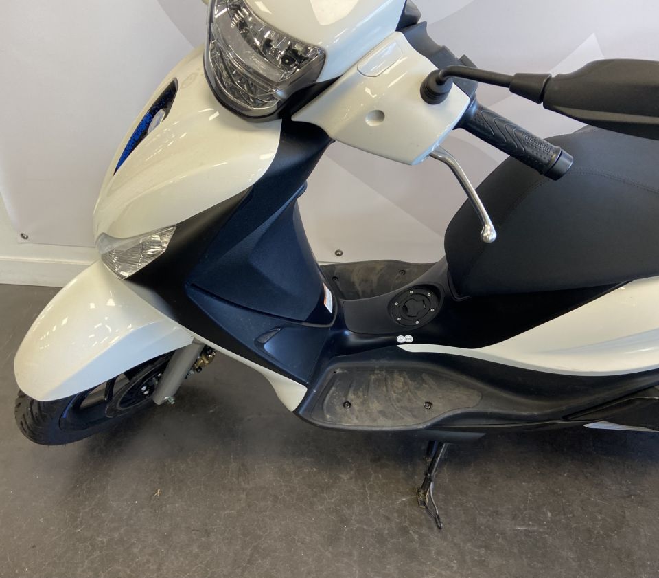 PIAGGIO MEDLEY 125 S 4