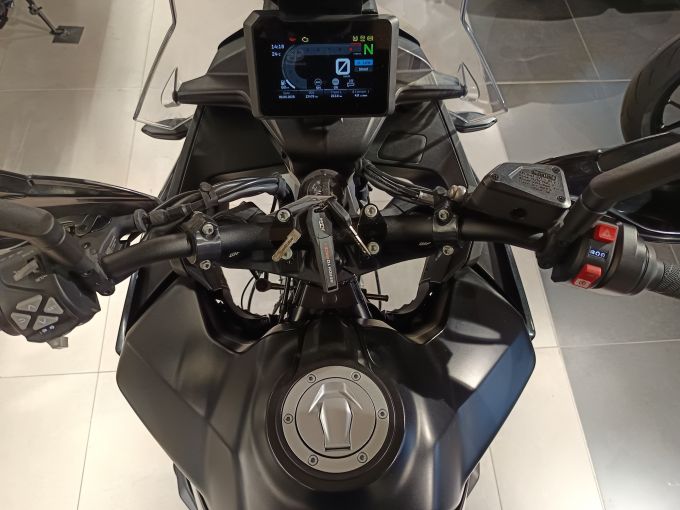 KTM 890 SMT 4