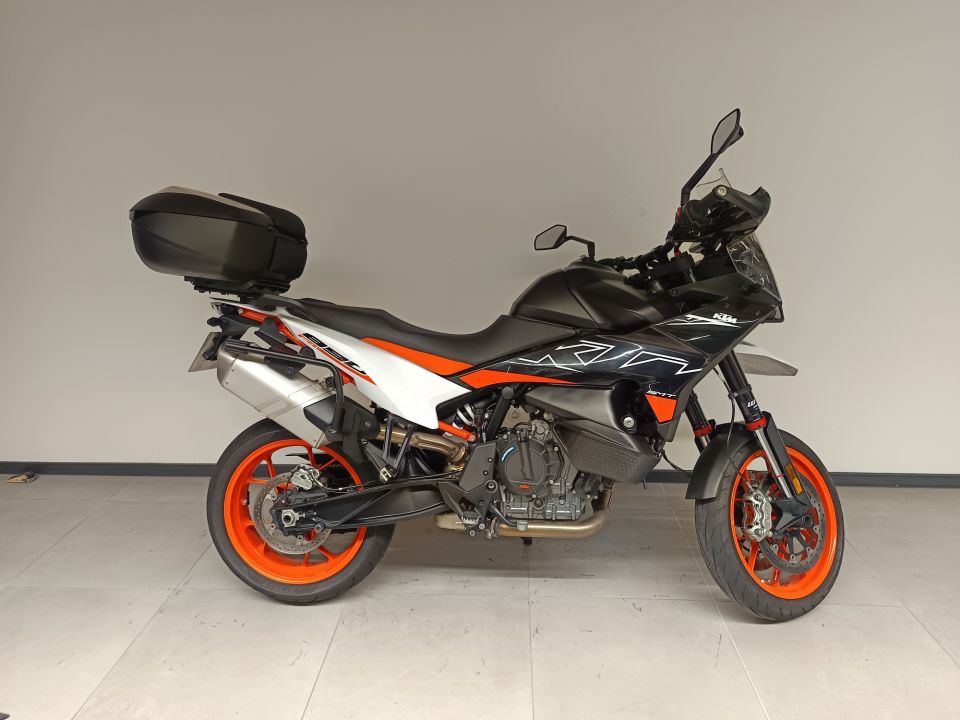KTM 890 SMT 4