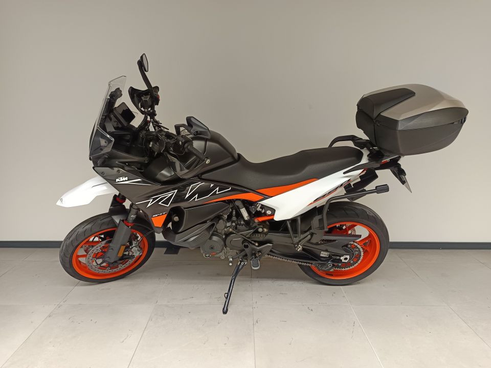 KTM 890 SMT 4