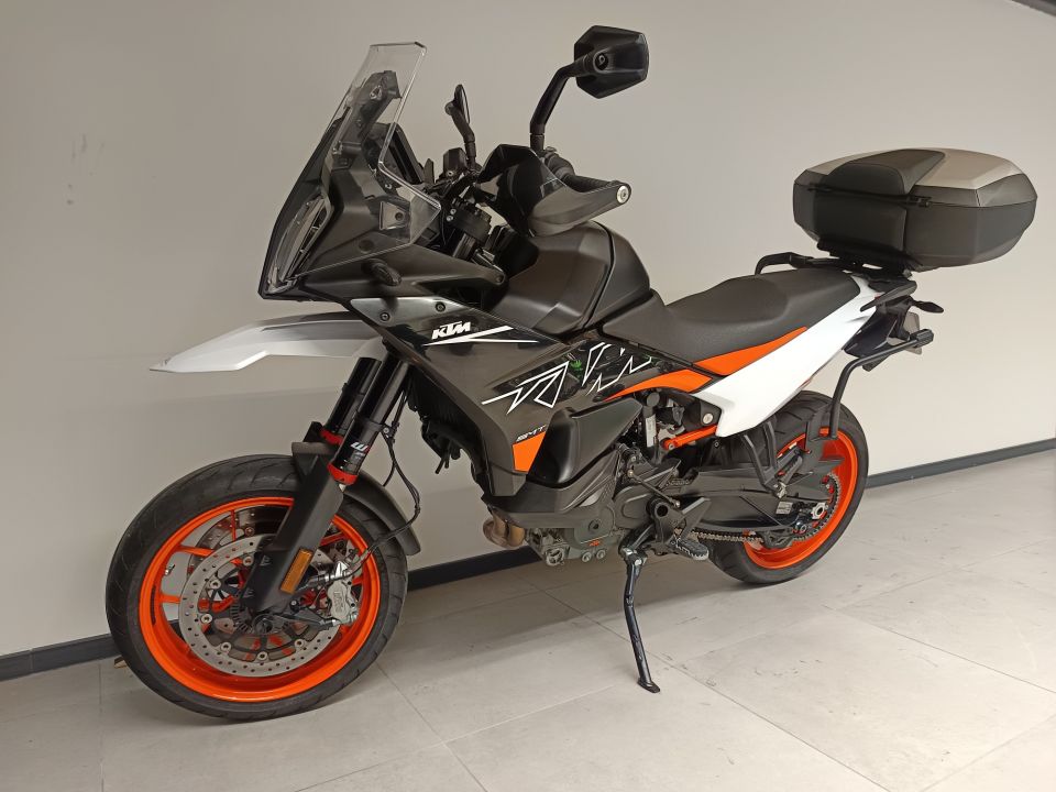 KTM 890 SMT 4