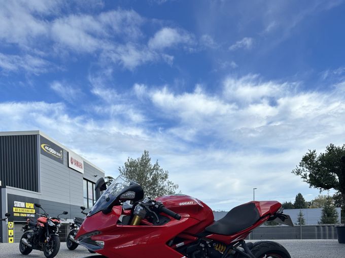 DUCATI SUPERSPORT 939 4