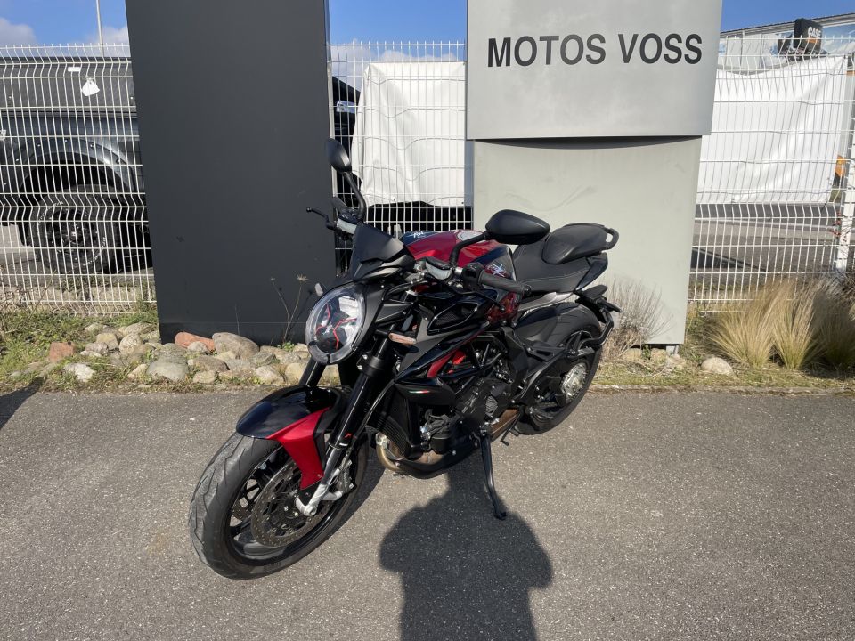 MV AGUSTA BRUTALE 800 RR 4