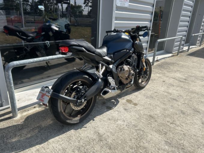 HONDA CB650R 4