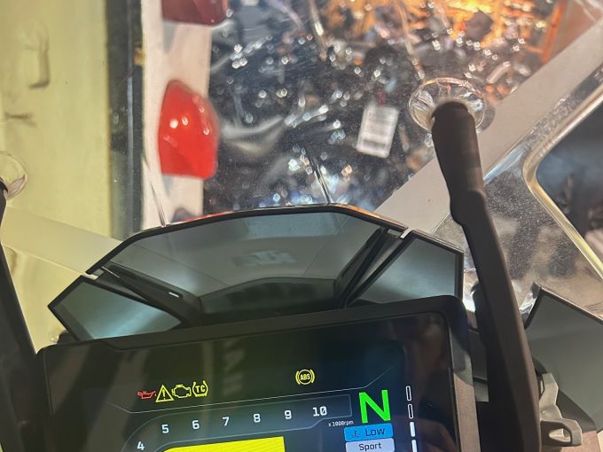 KTM 1290 SUPER ADVENTURE S 4
