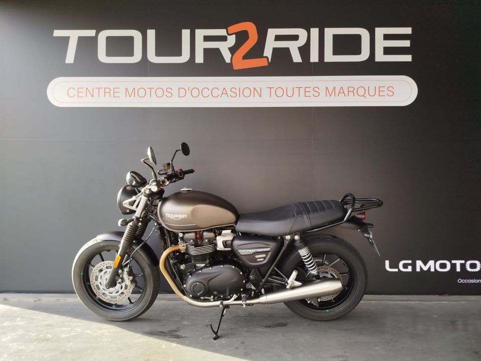 TRIUMPH SPEED TWIN 900 4