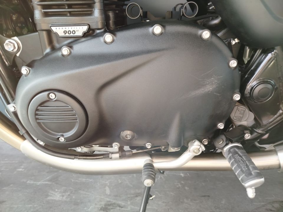 TRIUMPH SPEED TWIN 900 4