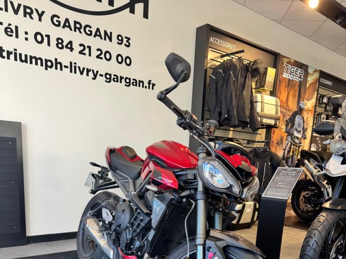 TRIUMPH STREET TRIPLE 765 RS 4