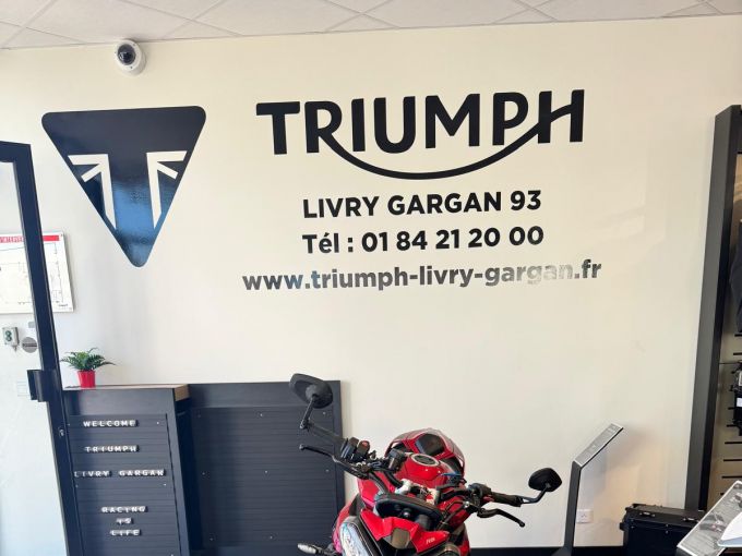 TRIUMPH STREET TRIPLE 765 RS 4