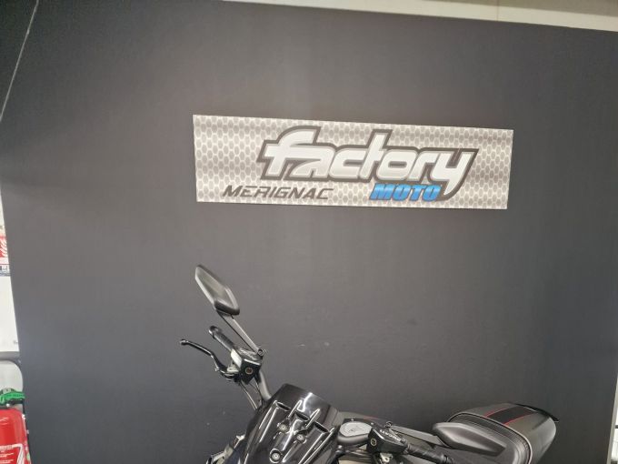 DUCATI DIAVEL CARBON 4