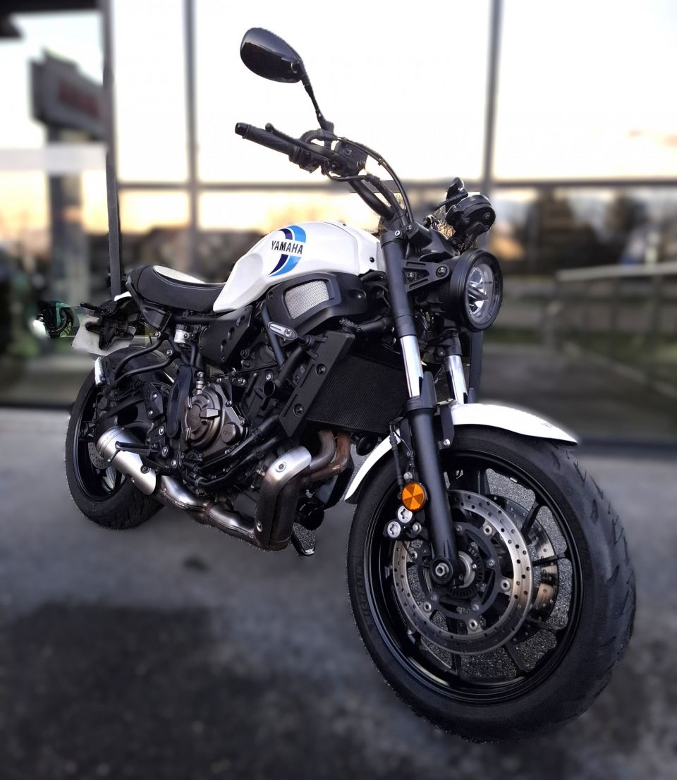 YAMAHA XSR 700 4