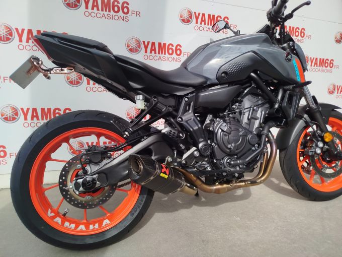 YAMAHA MT-07 (47.5CV) 4