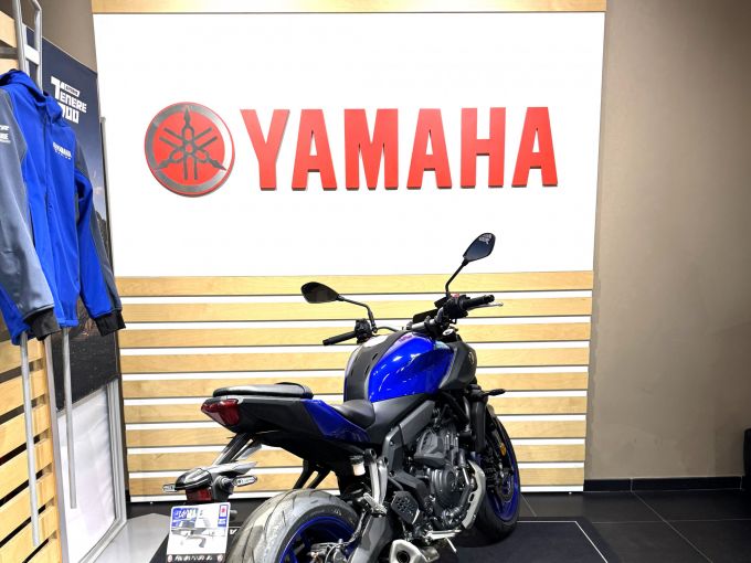 YAMAHA MT-07 (47.5CV) 4