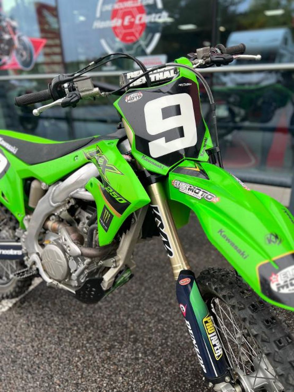 KAWASAKI KXF 250 4