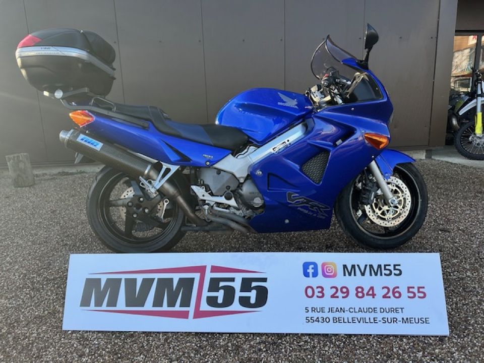 HONDA VFR 800 VTEC 4