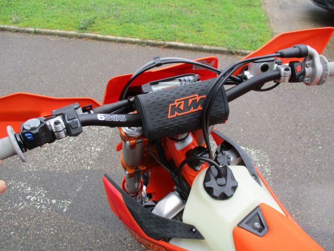 KTM 250 EXC SIX DAYS 4