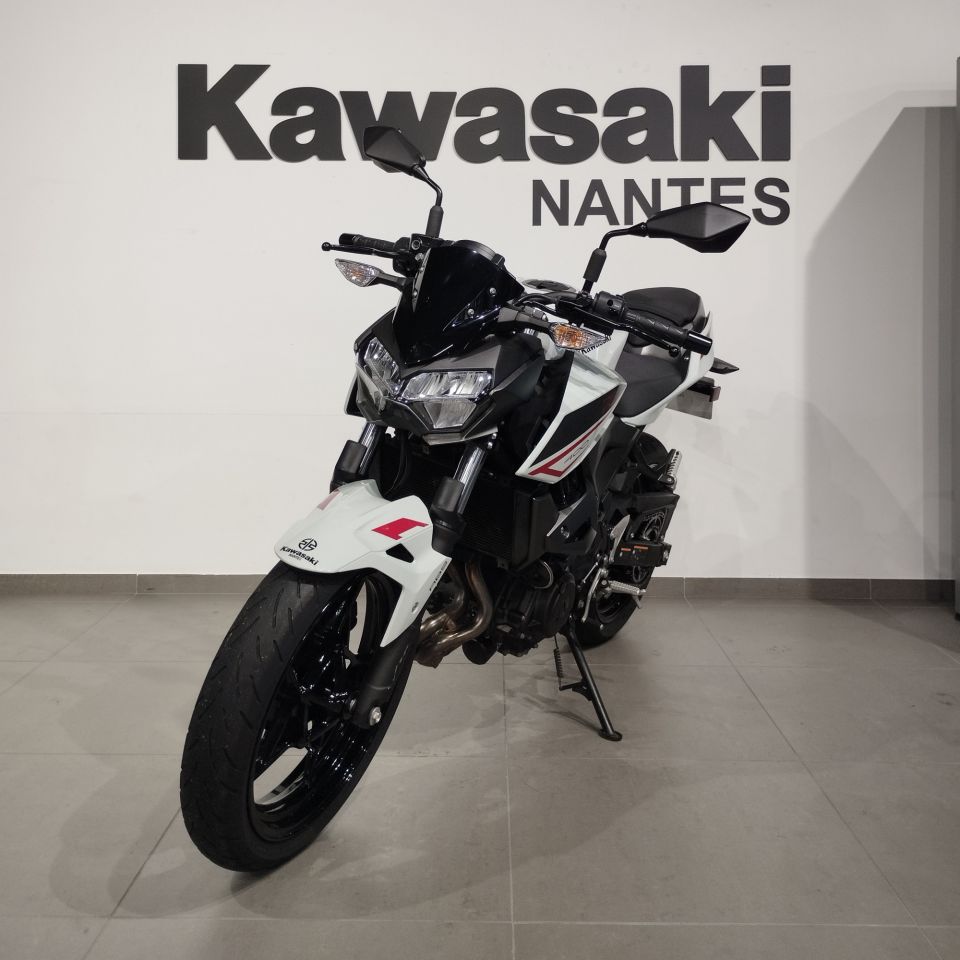 KAWASAKI Z400 4