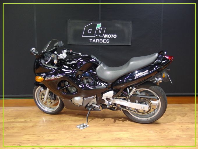 SUZUKI GSX 750 F 4