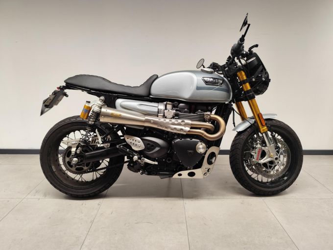 TRIUMPH THRUXTON 1200 R 4