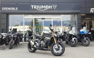 TRIUMPH SPEED TRIPLE 1200 RS - 2025