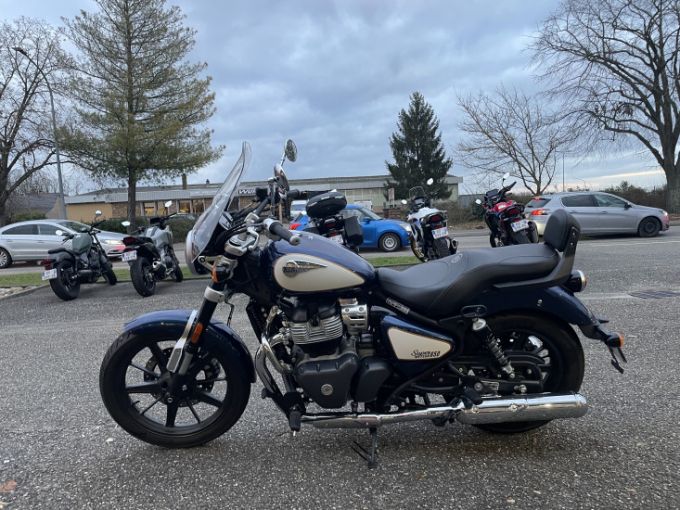 ROYAL ENFIELD SUPER METEOR 650 4