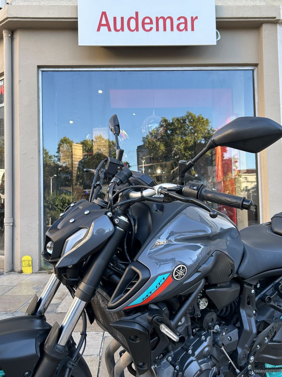 YAMAHA MT-07 (47.5CV) 4