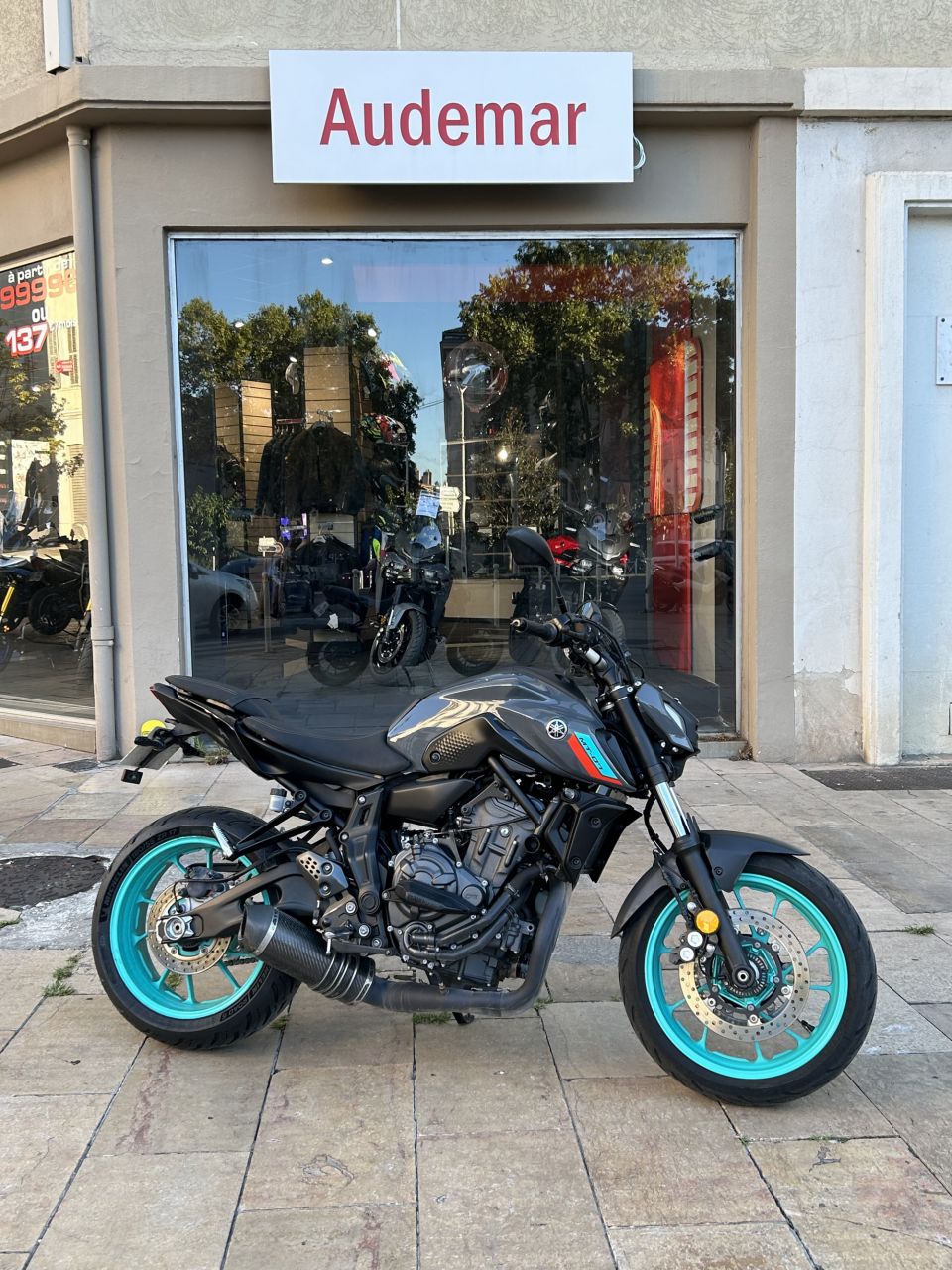 YAMAHA MT-07 (47.5CV) 4