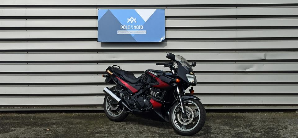 KAWASAKI GPZ 500 S 4