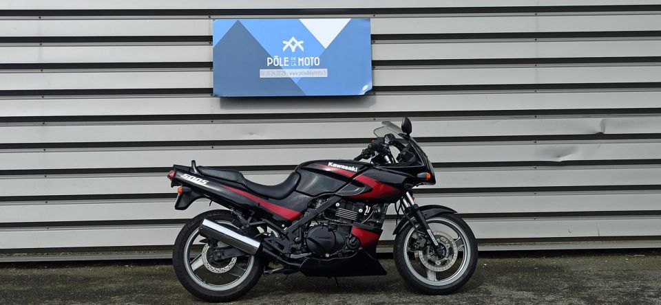 KAWASAKI GPZ 500 S 4