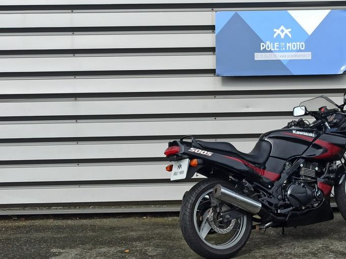 KAWASAKI GPZ 500 S 4